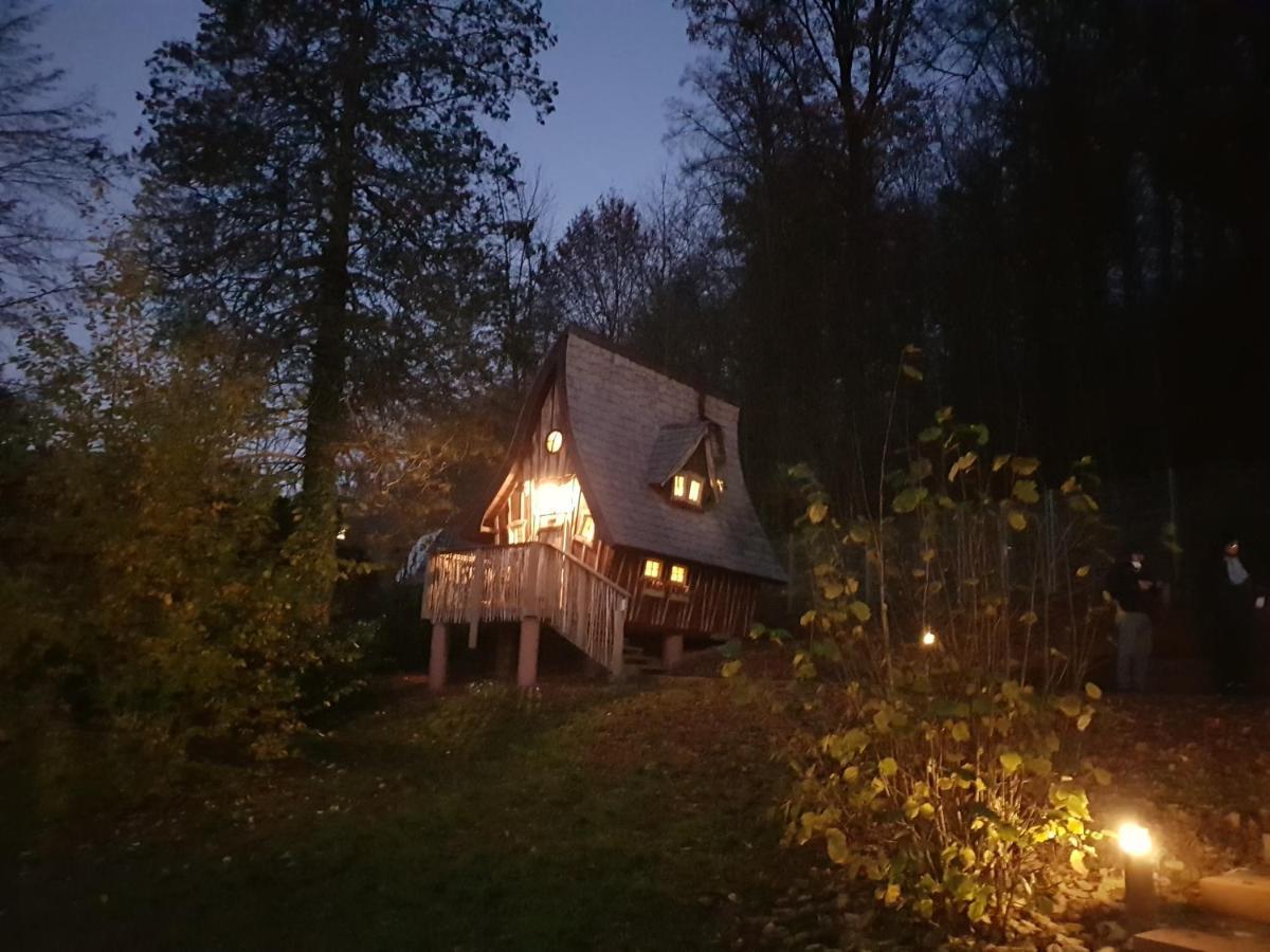 Hexenhaeuschen Am Waldrand Vila Annweiler am Trifels Exterior foto